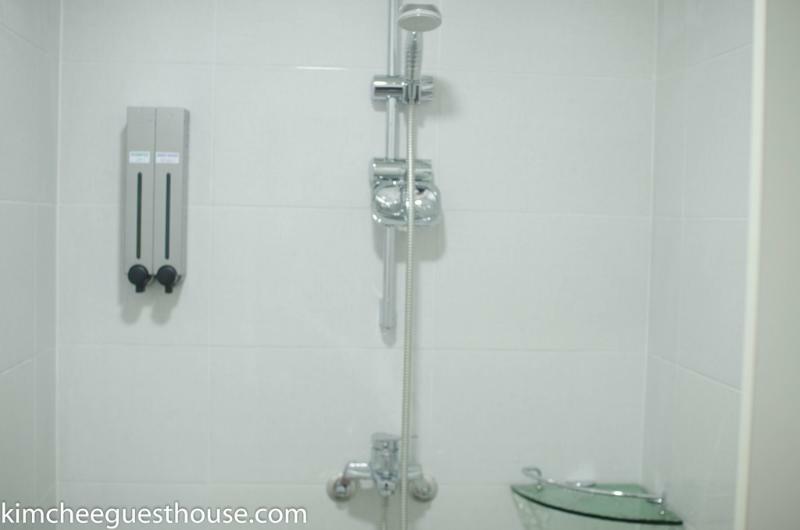 Kimchee Busan Downtown Guesthouse Exterior photo